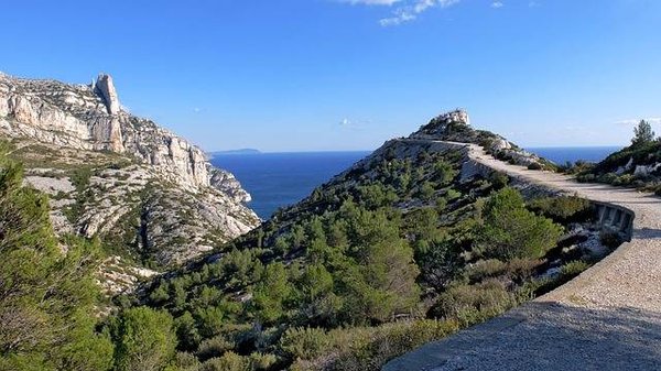 Vacances au camping dans le sud de la France : Découvrez un paradis aquatique au camping Dordogne avec piscine