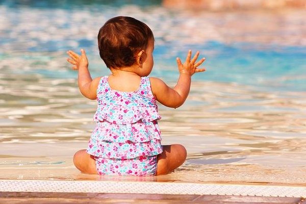 Camping dans le sud de la France avec bébé : comment se préparer pour des vacances parfaites ?
