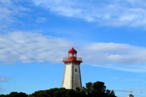 vue sur le phare depuis le camping Leucate